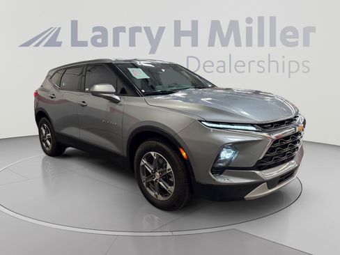 Used 2024 Chevrolet Blazer LT w/ Driver Confidence Package AWD/4WD image 7