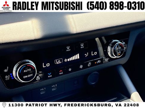 New 2026 Mitsubishi Outlander SEL Black Edition AWD/4WD image 10