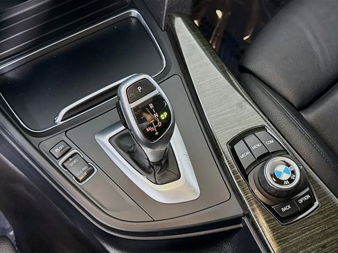 Used 2018 BMW 330i Sedan image 20