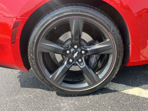 Used 2017 Chevrolet Camaro SS image 11