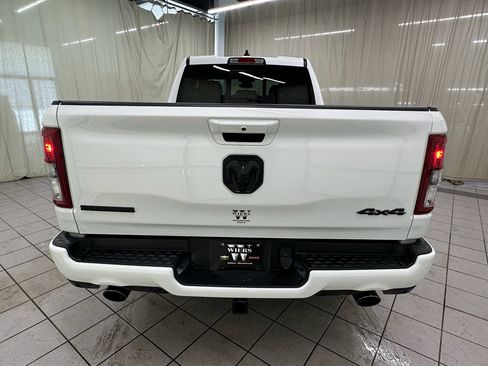 Used 2022 RAM 1500 Big Horn w/ Night Edition AWD/4WD image 6