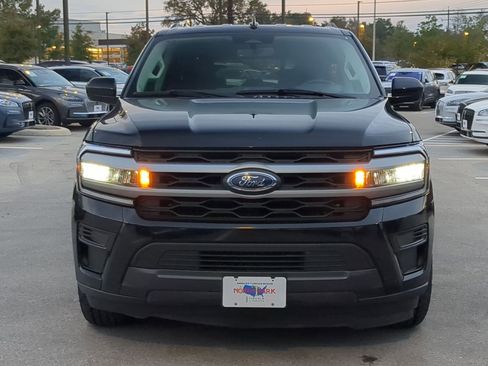 Used 2024 Ford Expedition Max XLT image 8