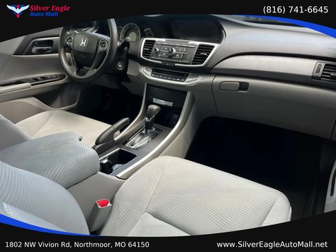 Used 2015 Honda Accord LX image 9