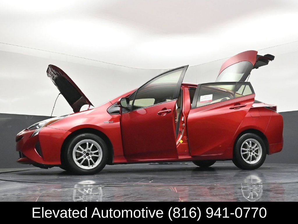 Used 2018 Toyota Prius One FWD image 35