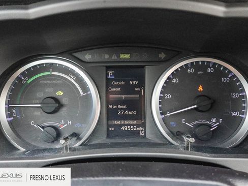 Used 2019 Toyota Highlander LE image 24