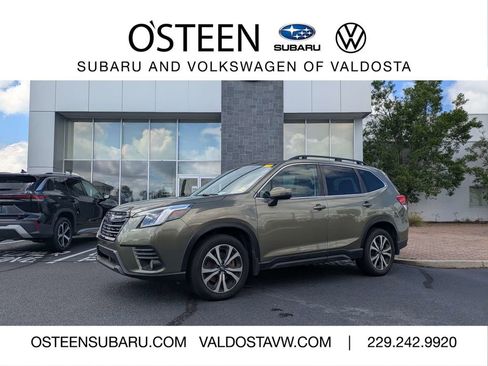 Used 2022 Subaru Forester Limited AWD/4WD image 1