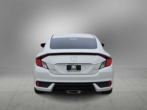 Used 2019 Honda Civic Sport image 7