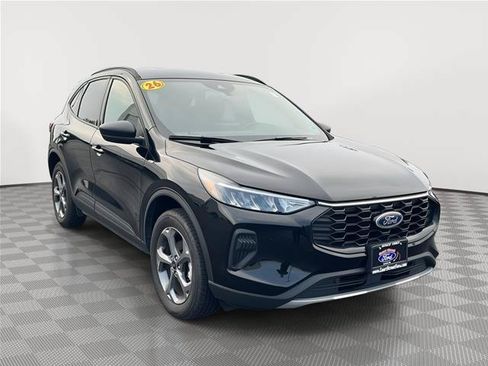 Certified 2026 Ford Escape ST-Line AWD/4WD image 3