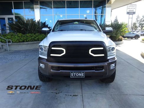 Used 2018 RAM 2500 Longhorn image 2