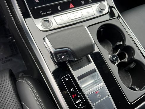 Certified 2025 Audi Q7 3.0T Prestige w/ Prestige Package image 33