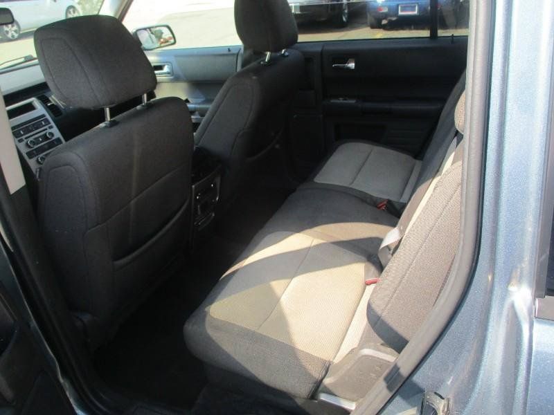 Used 2010 Ford Flex SE FWD image 10