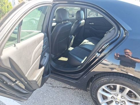 Used 2015 Chevrolet Malibu LT w/ Power Convenience Package image 5