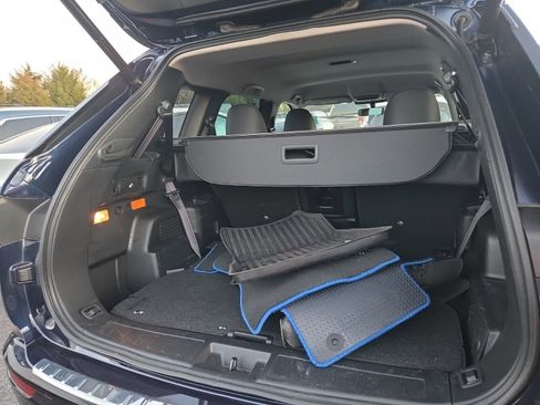 Used 2023 Mitsubishi Outlander SE image 13