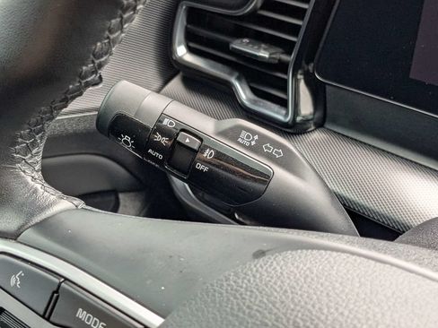 Used 2025 Kia Sportage SX FWD image 24