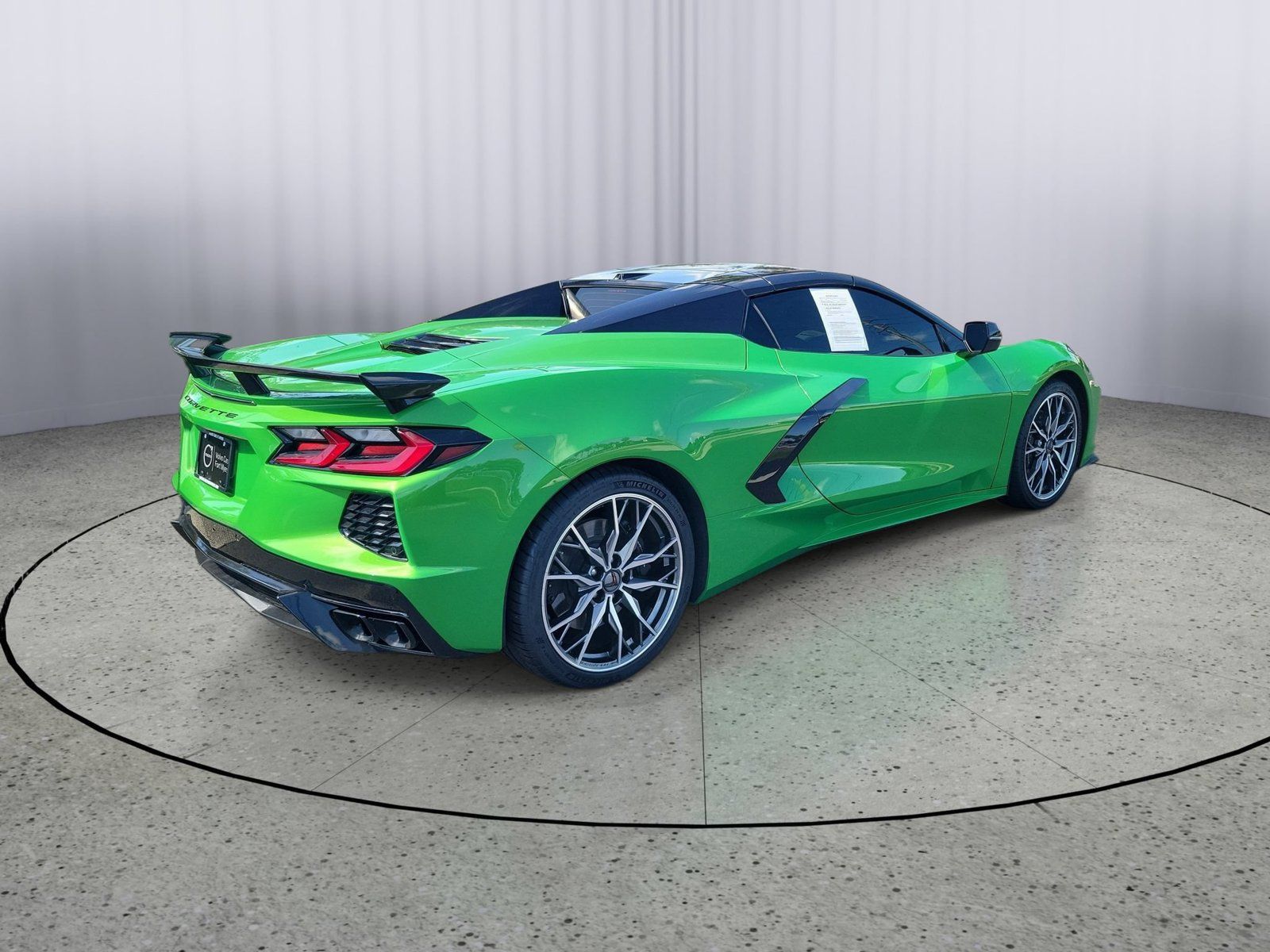 Used 2026 Chevrolet Corvette Stingray Preferred Conv w/ Z51 Performance Package RWD image 2