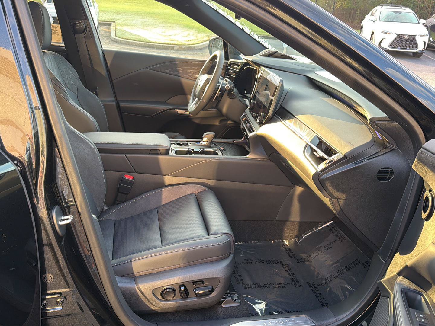 New 2026 Lexus RX 350 FWD w/ Convenience Package image 14