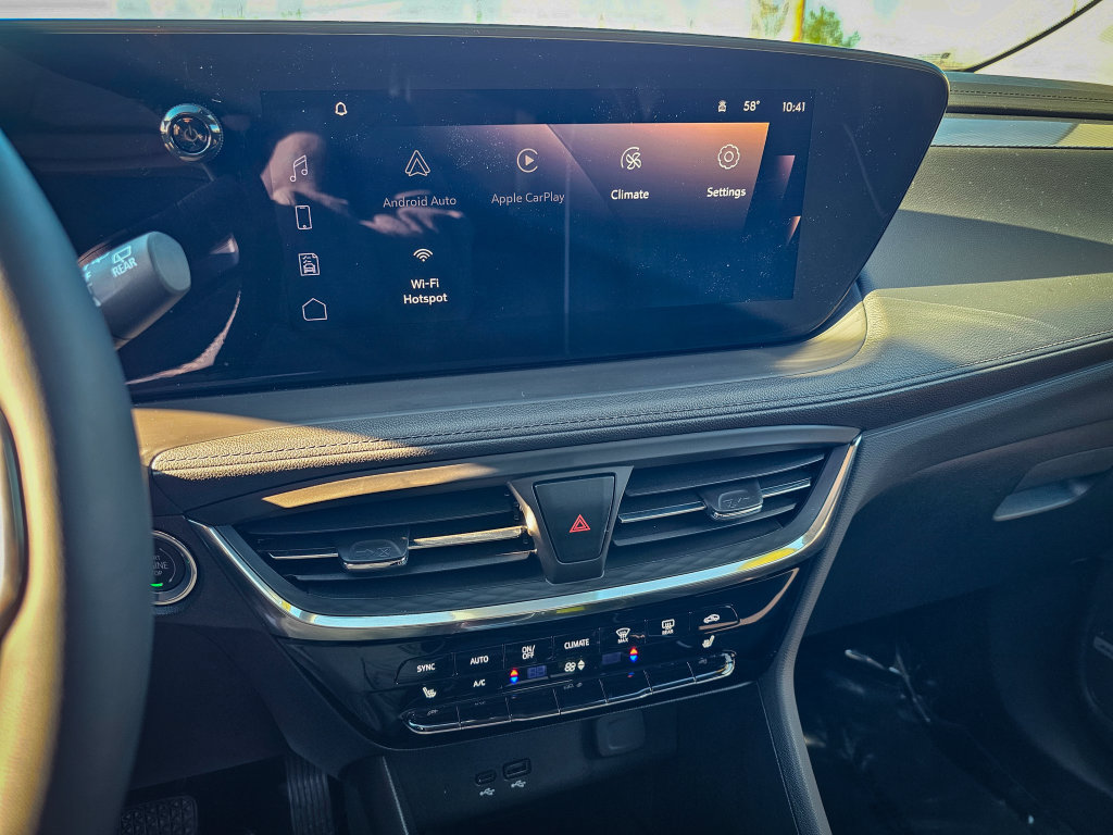Used 2024 Buick Encore GX Avenir w/ Avenir Convenience Package FWD image 25