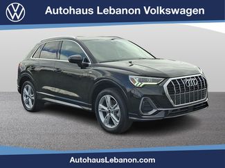Used 2023 Audi Q3 2.0T Premium w/ 19" Wheel Package AWD/4WD video 1