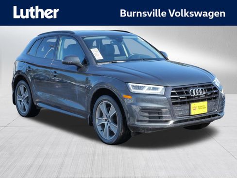 Used 2019 Audi Q5 Premium Plus w/ Premium Plus Package image 1