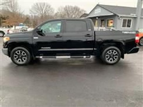 Used 2016 Toyota Tundra SR5 w/ TRD Off Road Package image 9