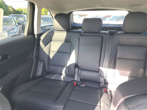 New 2026 Lincoln Nautilus Premier image 15