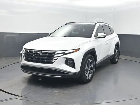 Used 2022 Hyundai Tucson Limited AWD/4WD image 2