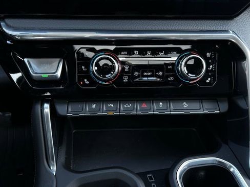 New 2026 GMC Sierra 2500 Denali w/ Denali Reserve Package image 24