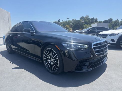 Used 2022 Mercedes-Benz S 500 4MATIC image 3