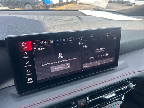 Used 2024 Dodge Hornet R/T w/ R/T Blacktop Package AWD/4WD image 12