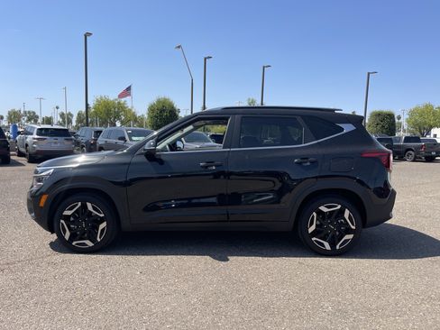 Certified 2024 Kia Seltos SX w/ SX Sunroof Package AWD/4WD image 3