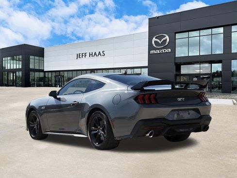 Used 2026 Ford Mustang GT RWD image 2