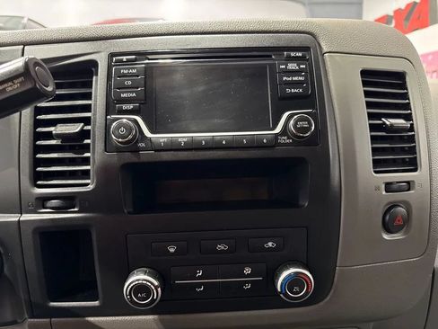 Used 2018 Nissan NV 2500 S RWD image 99