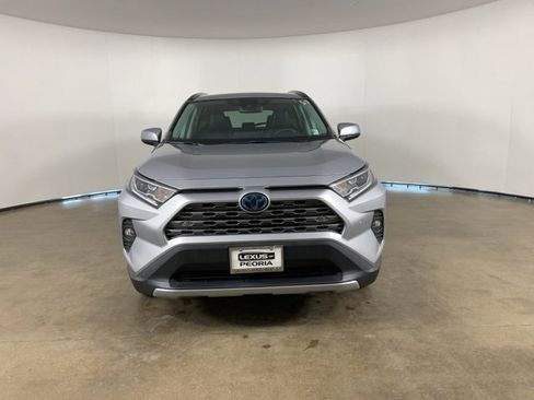Used 2021 Toyota RAV4 Limited image 3