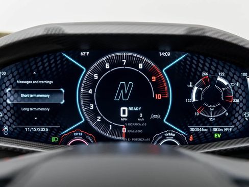 Used 2024 Lamborghini Revuelto image 18