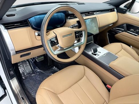 New 2026 Land Rover Range Rover Long Wheelbase SE AWD/4WD image 9