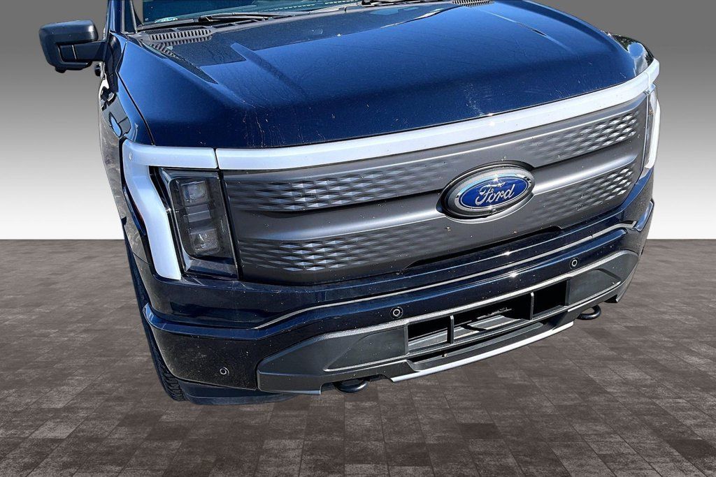 Used 2022 Ford F150 Lightning XLT w/ Max Trailer Tow Package AWD/4WD image 4
