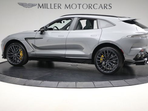 Used 2025 Aston Martin DBX 707 image 3