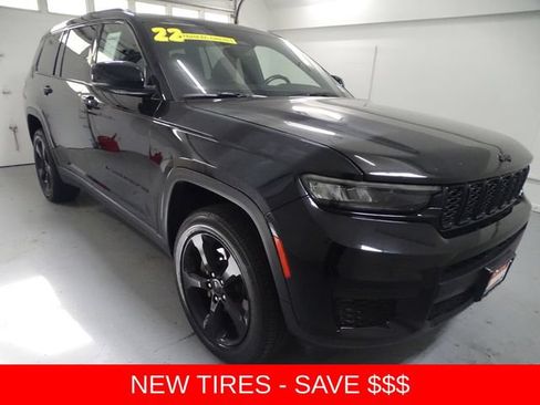 Used 2022 Jeep Grand Cherokee L Laredo AWD/4WD image 1