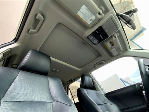 Used 2019 Toyota 4Runner Limited image 13