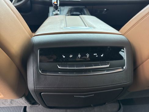 Used 2021 Cadillac Escalade Sport w/ Driver Assist Tech Package image 18