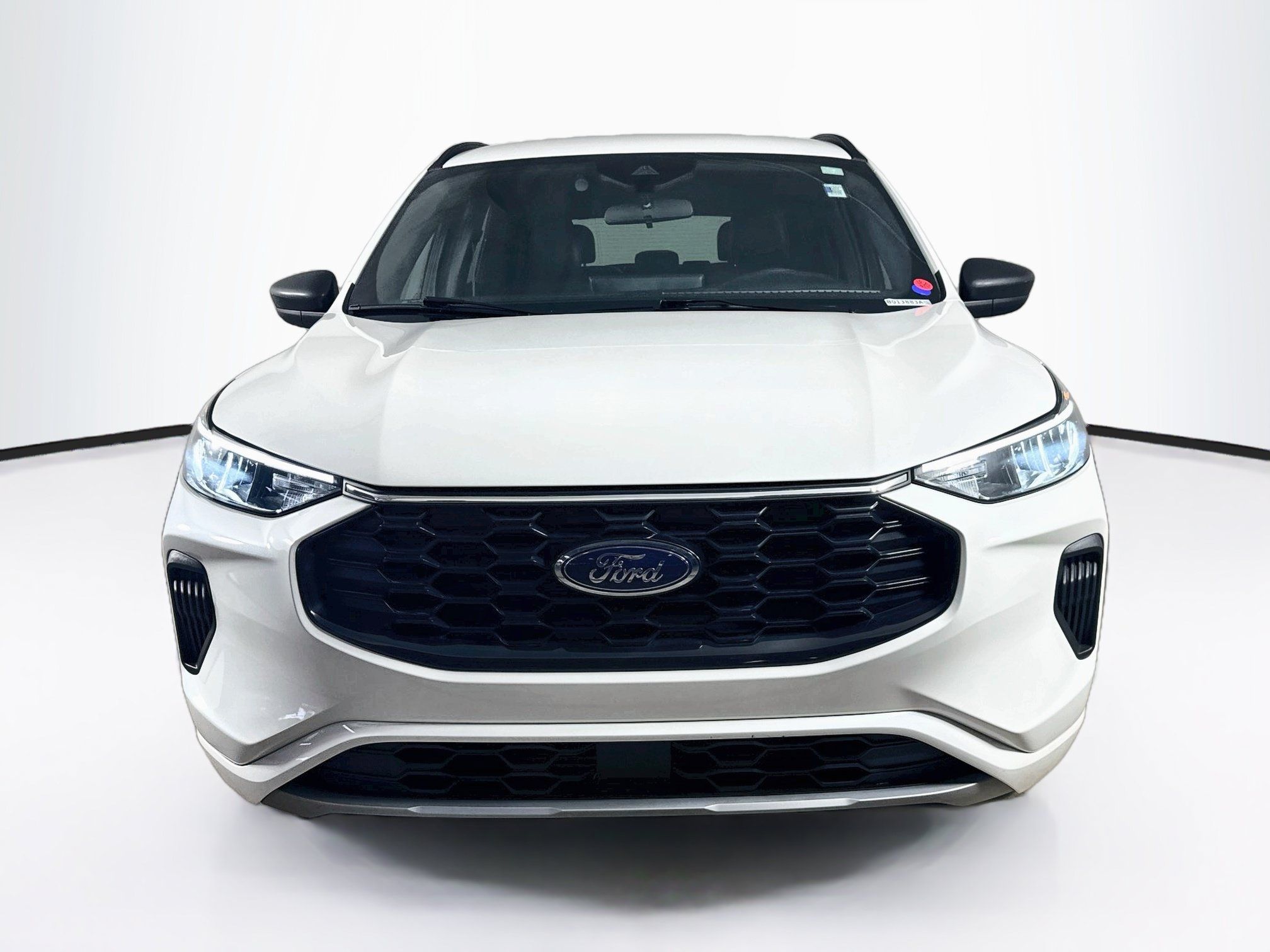 Used 2024 Ford Escape ST-Line w/ Tech Pack #1 FWD image 3