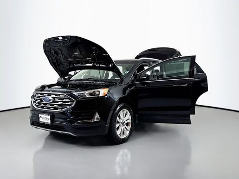 Used 2020 Ford Edge Titanium w/ Cargo Accessory Package FWD image 17