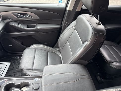Used 2018 Chevrolet Traverse LT AWD/4WD image 18