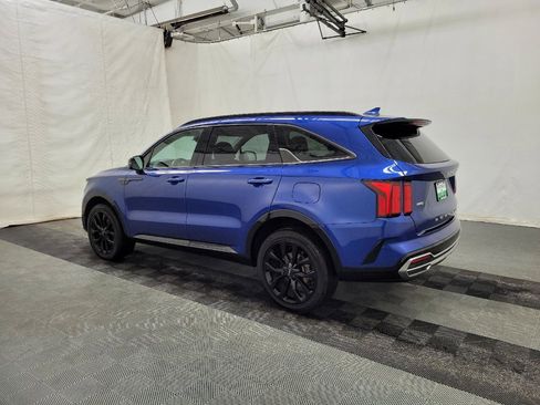 Used 2022 Kia Sorento SX image 3