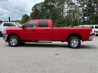 Used 2024 RAM 2500 Tradesman w/ Chrome Appearance Group AWD/4WD video 3
