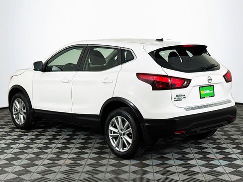 Used 2019 Nissan Rogue Sport S w/ Appearance Package image 6