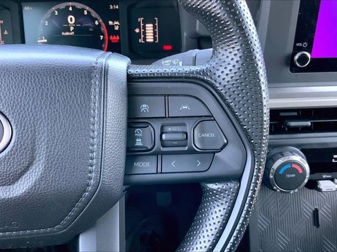 Used 2025 Toyota Tacoma SR5 RWD image 22