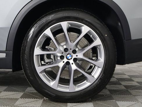 New 2026 BMW X5 xDrive50e w/ Executive Package image 10