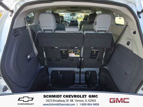 Used 2024 Toyota Sienna Limited image 9