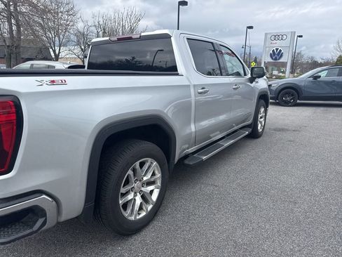Used 2021 GMC Sierra 1500 SLT AWD/4WD image 10
